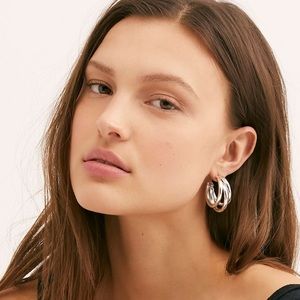 Free People GOLD Hoop